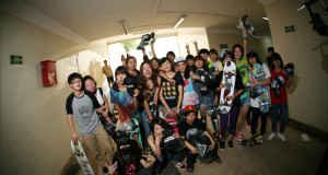 Kunming Girls Go skateboarding Day 昆明板女们的滑板日