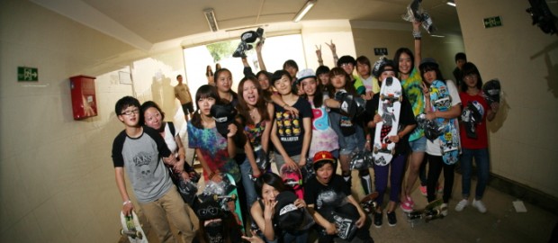 Kunming Girls Go skateboarding Day 昆明板女们的滑板日